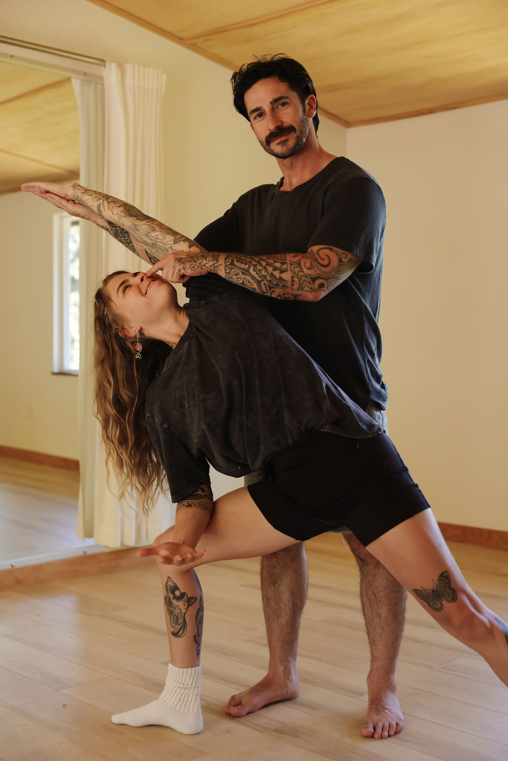 Peter teaching a student during practice